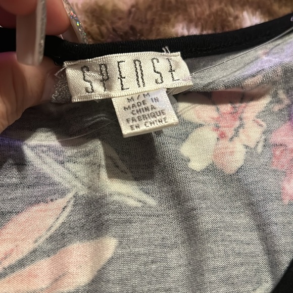 Floral Women's Top - Picture 3 of 7